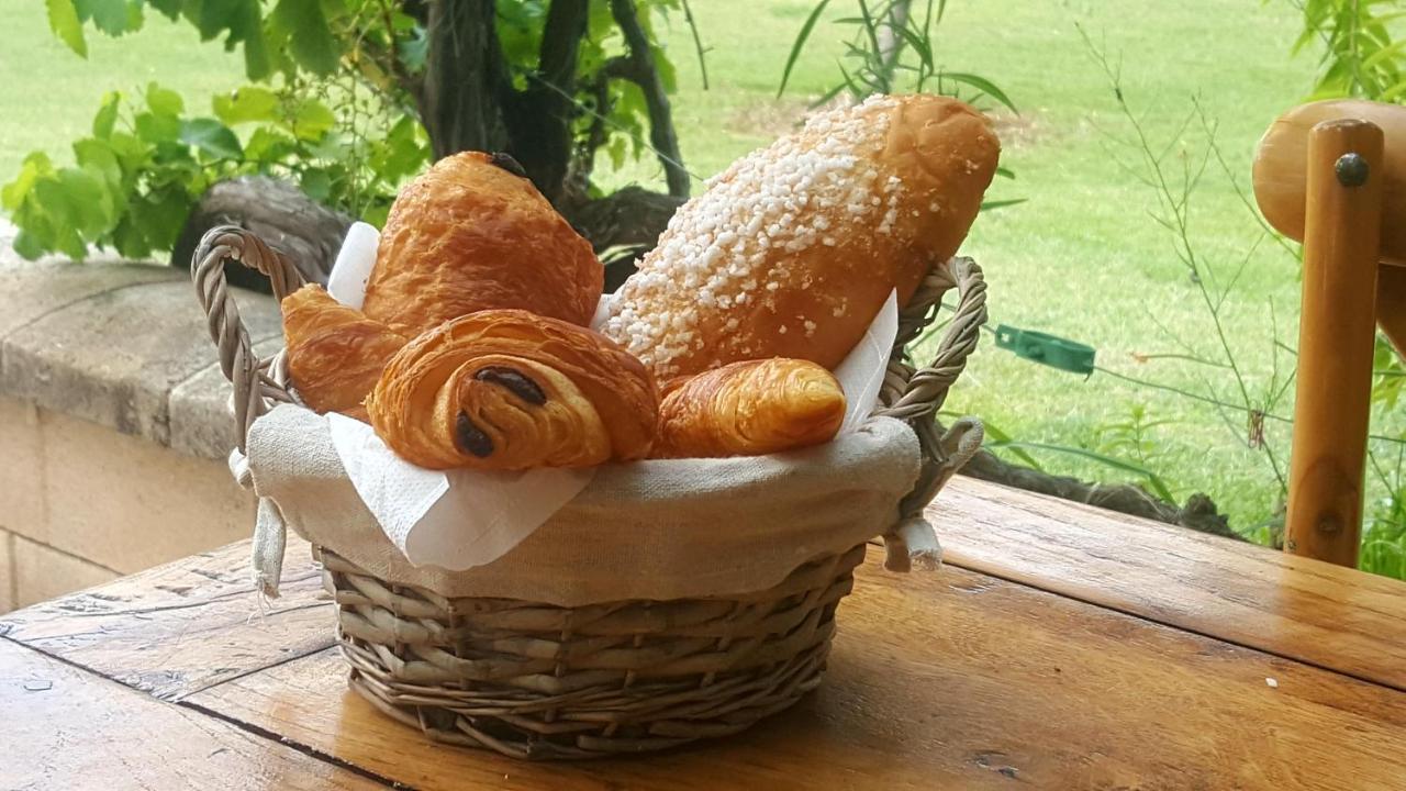 Mas Des Prevots B&B Noves Ngoại thất bức ảnh