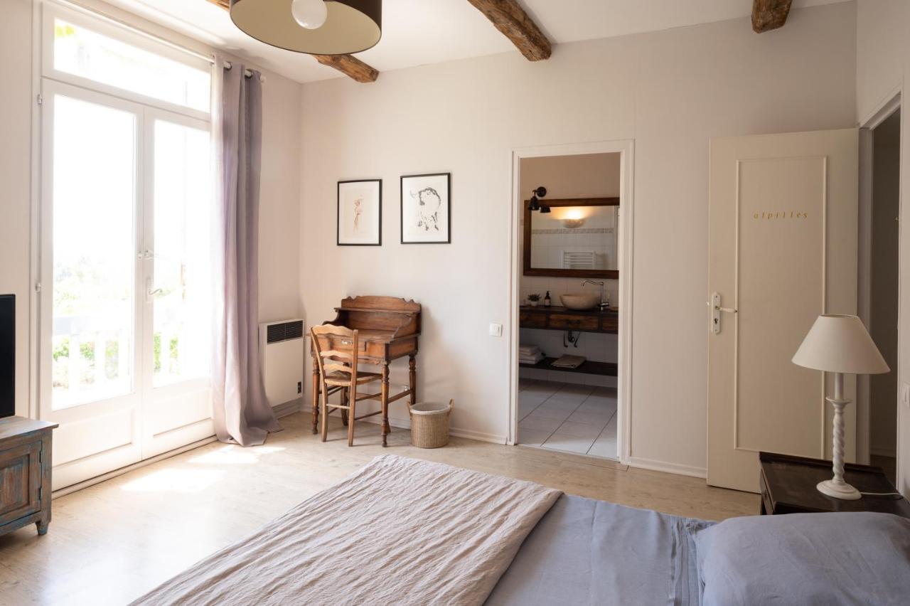 Mas Des Prevots B&B Noves Ngoại thất bức ảnh